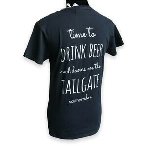 Southerndoe Womens‎ Tee Size M Drink Beer Dance on the Tailgate Black NEW